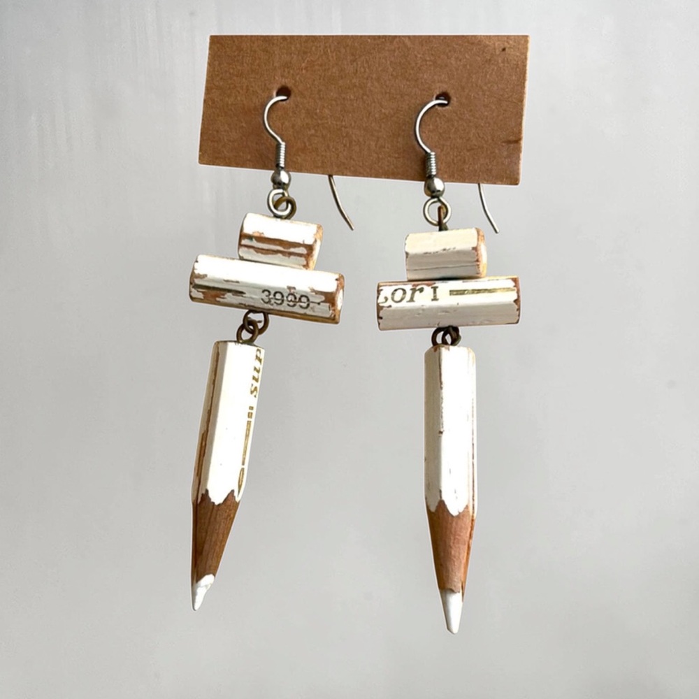 Vintage 1980’s Unique White Pencil Earrings - Picture 1 of 16